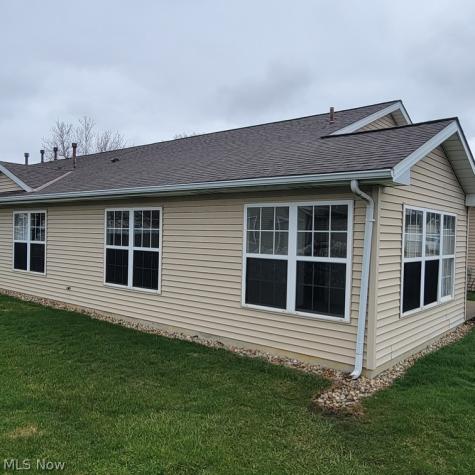 302 W Glen Elyria OH 44035