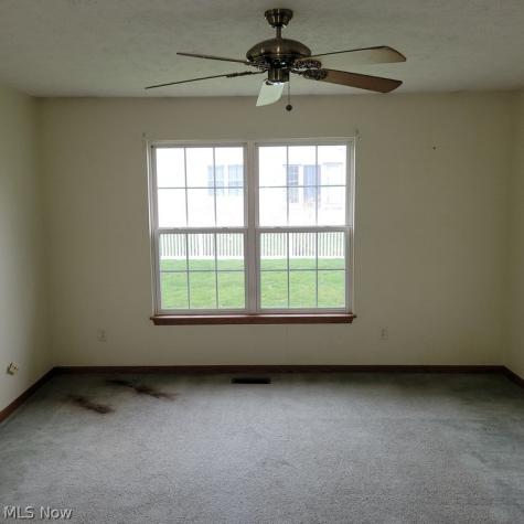 302 W Glen Elyria OH 44035