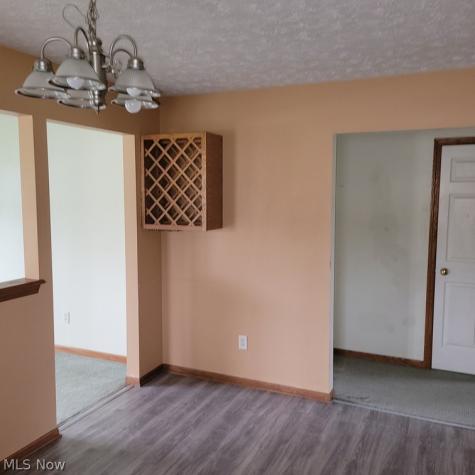 302 W Glen Elyria OH 44035