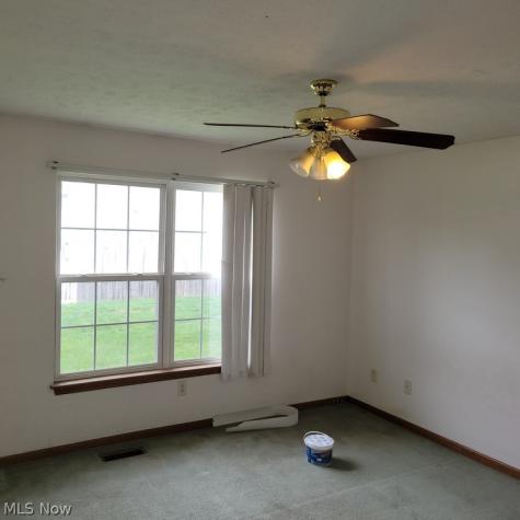 302 W Glen Elyria OH 44035