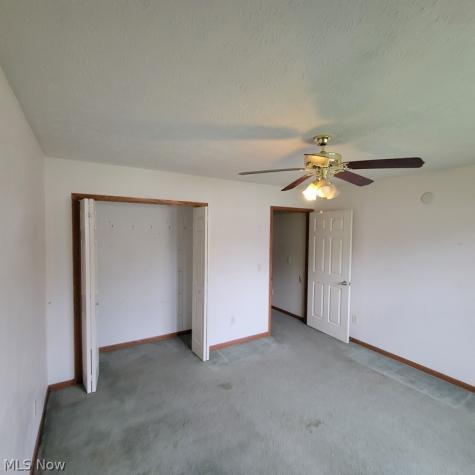 302 W Glen Elyria OH 44035