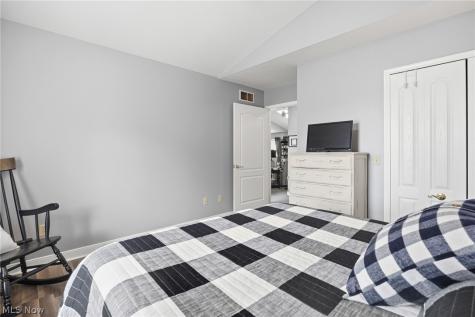 760 Renee Drive Wadsworth OH 44281