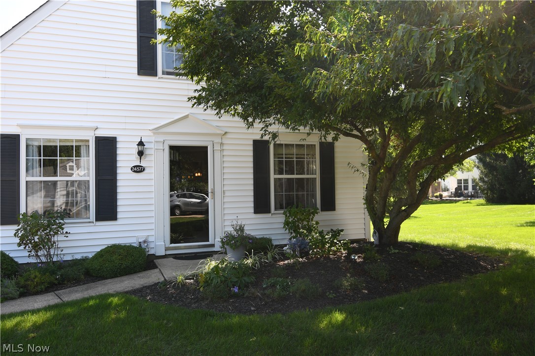 24577 Meadow Lane Olmsted Falls OH 44138