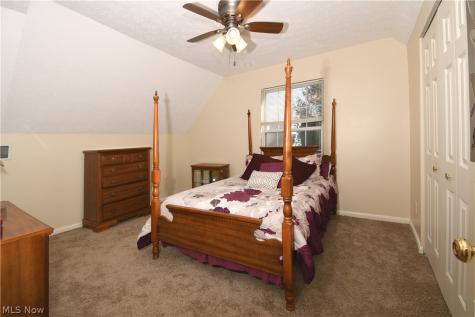 24577 Meadow Lane Olmsted Falls OH 44138