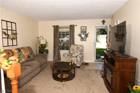 24577 Meadow Lane Olmsted Falls OH 44138