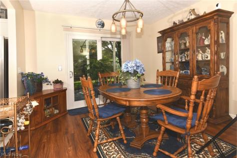 24577 Meadow Lane Olmsted Falls OH 44138