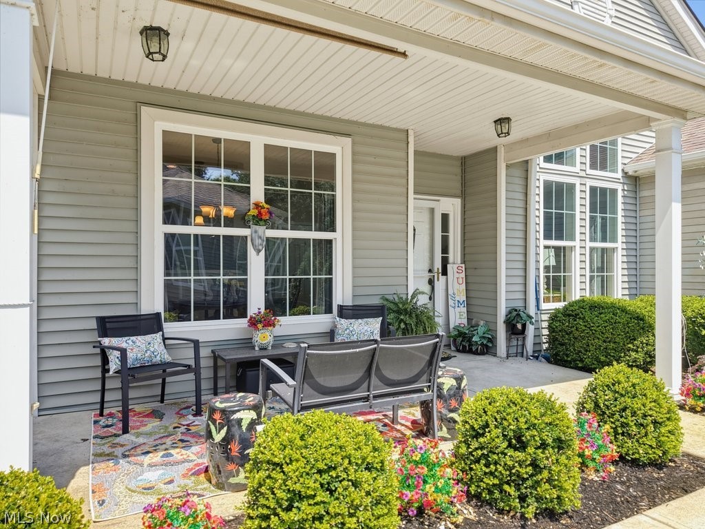 568 Hyannis Port Circle Avon Lake OH 44012