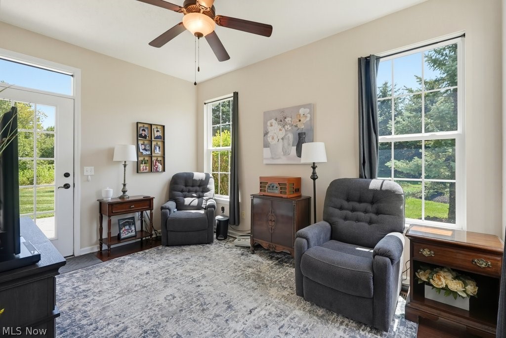 568 Hyannis Port Circle Avon Lake OH 44012