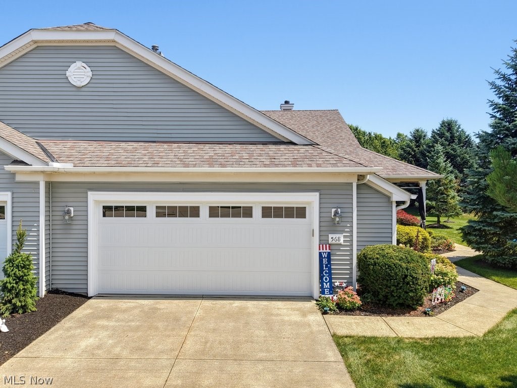 568 Hyannis Port Circle Avon Lake OH 44012