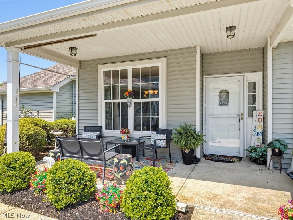 568 Hyannis Port Circle Avon Lake OH 44012