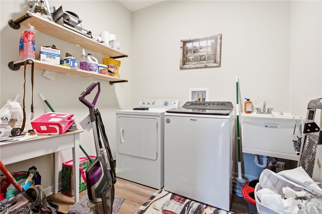 235 Silver Spring Circle Elyria OH 44035