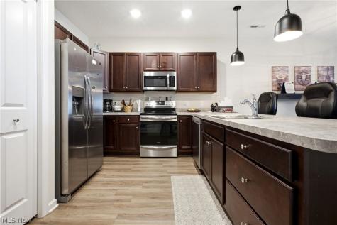 235 Silver Spring Circle Elyria OH 44035