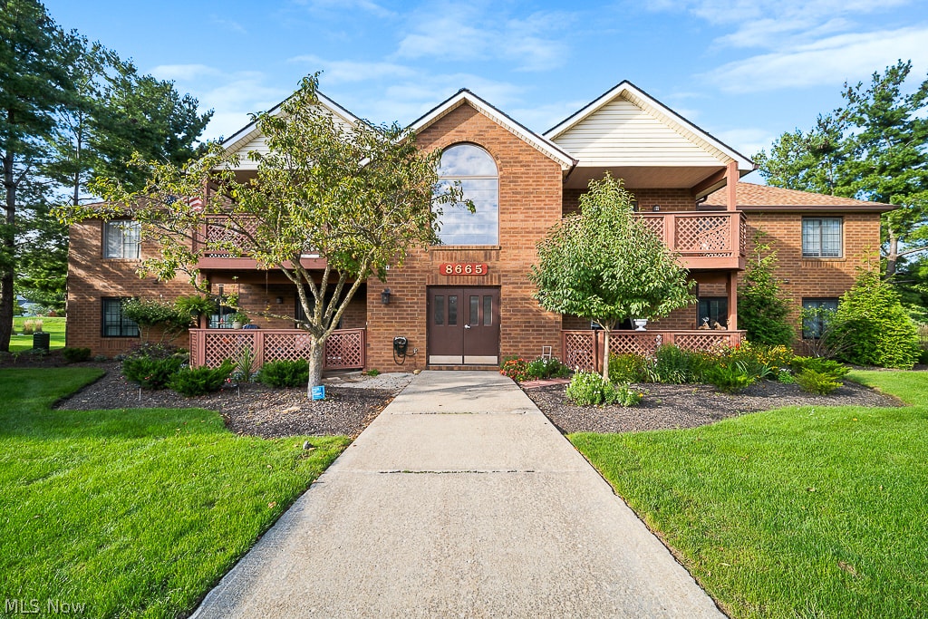 8665 Scenicview Drive Broadview Heights OH 44147