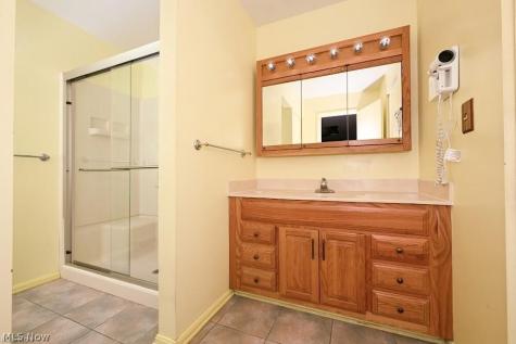 879 Hampton Ridge Drive Akron OH 44313