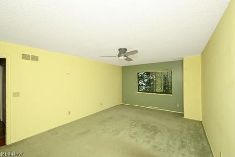 879 Hampton Ridge Drive Akron OH 44313