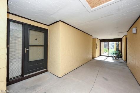 879 Hampton Ridge Drive Akron OH 44313