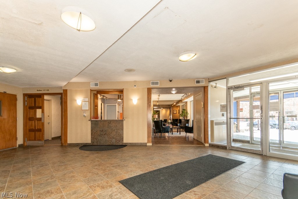 11850 Edgewater Drive Lakewood OH 44107