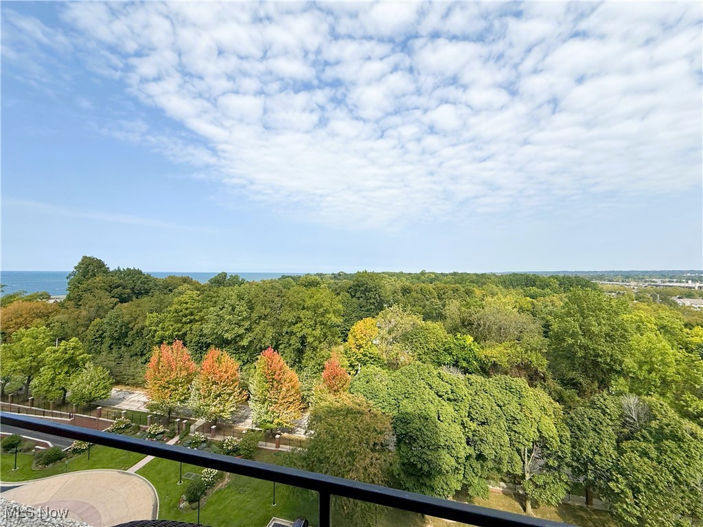 1 Bratenahl Place Bratenahl OH 44108