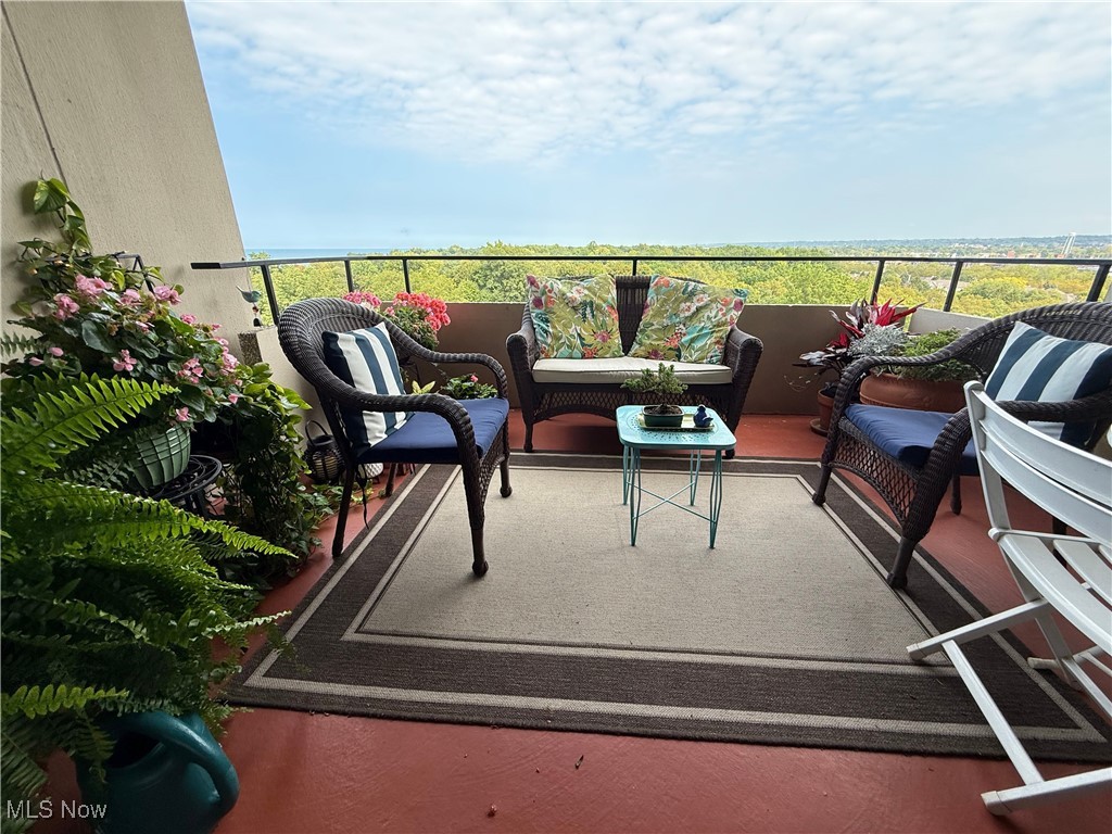 1 Bratenahl Place Bratenahl OH 44108