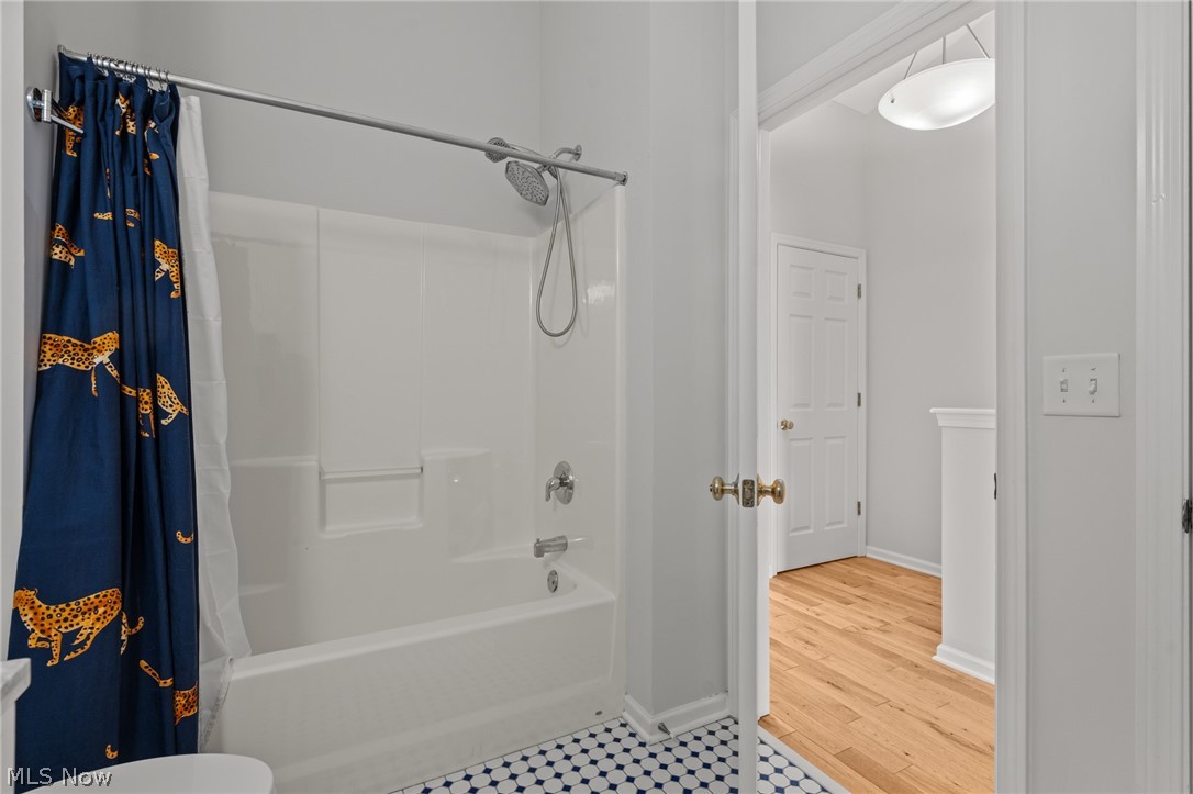 3901 Vine Court Cleveland OH 44113