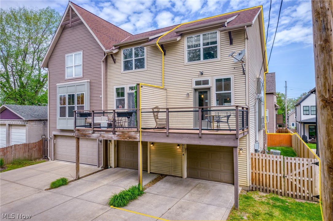 3901 Vine Court Cleveland OH 44113