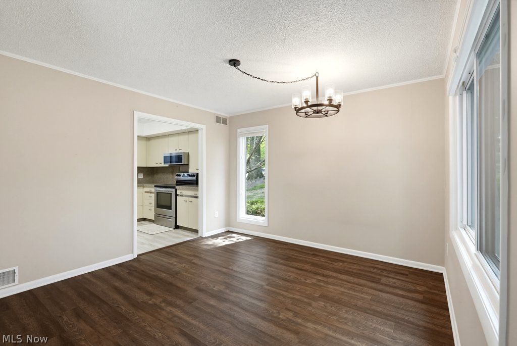 740 Spafford Oval Sagamore Hills OH 44067