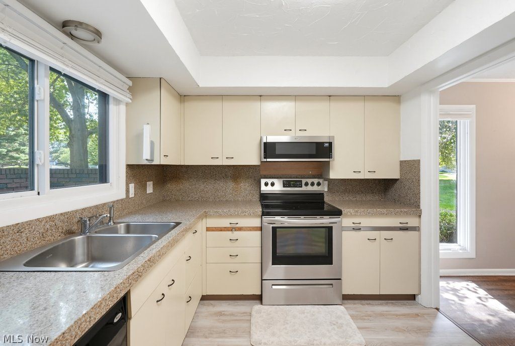 740 Spafford Oval Sagamore Hills OH 44067