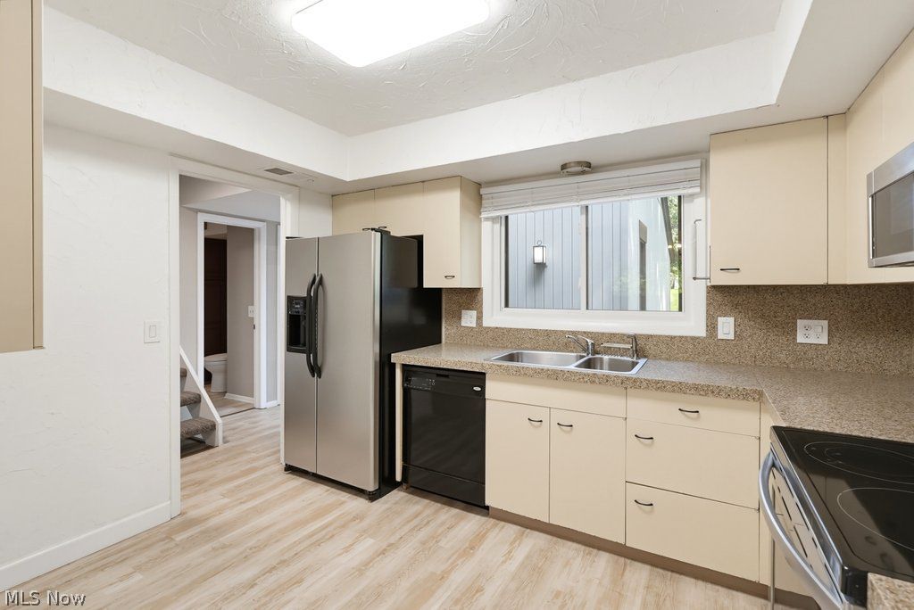 740 Spafford Oval Sagamore Hills OH 44067