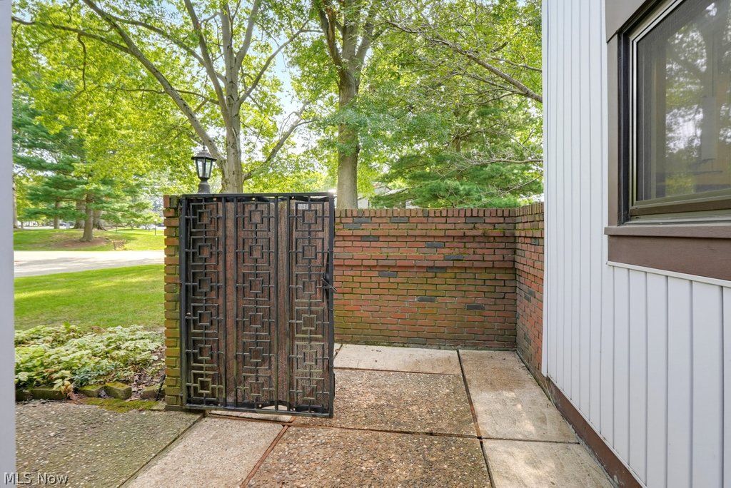 740 Spafford Oval Sagamore Hills OH 44067