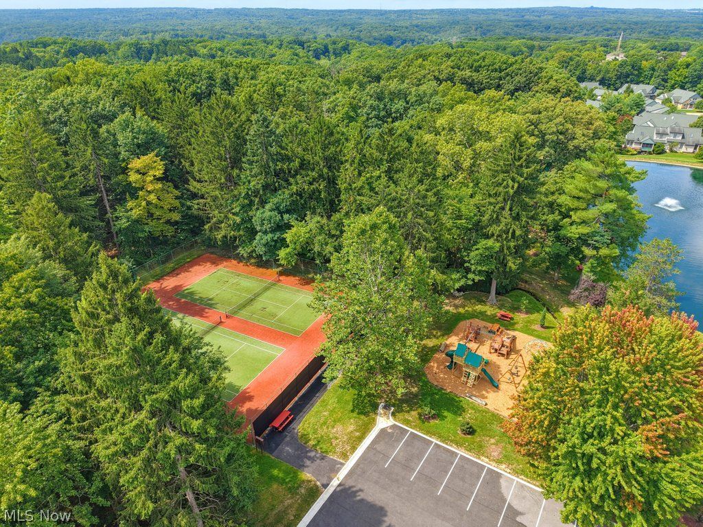 740 Spafford Oval Sagamore Hills OH 44067