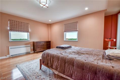 13800 Shaker Boulevard Cleveland OH 44120