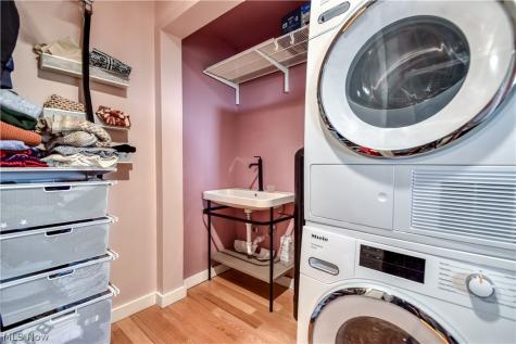 13800 Shaker Boulevard Cleveland OH 44120