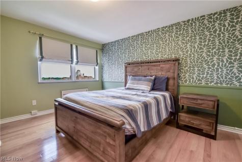 13800 Shaker Boulevard Cleveland OH 44120