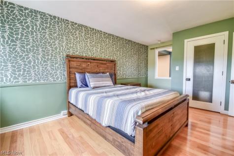 13800 Shaker Boulevard Cleveland OH 44120