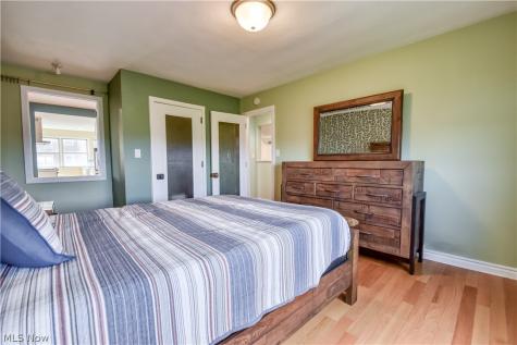 13800 Shaker Boulevard Cleveland OH 44120