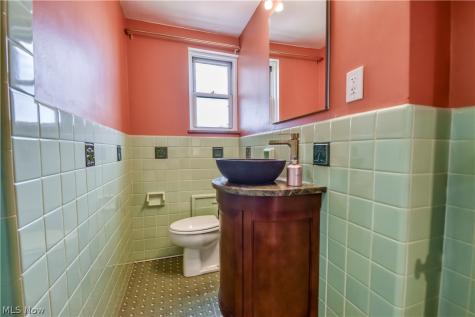 13800 Shaker Boulevard Cleveland OH 44120