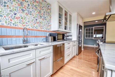 13800 Shaker Boulevard Cleveland OH 44120
