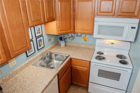 33803 Electric Boulevard Avon Lake OH 44012