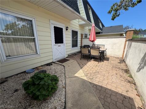 118 New Concord Drive Mentor OH 44060