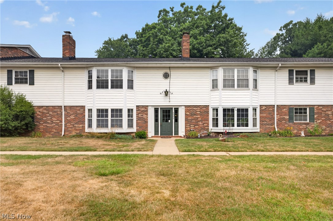 6965 Carriage Hill Drive Brecksville OH 44141