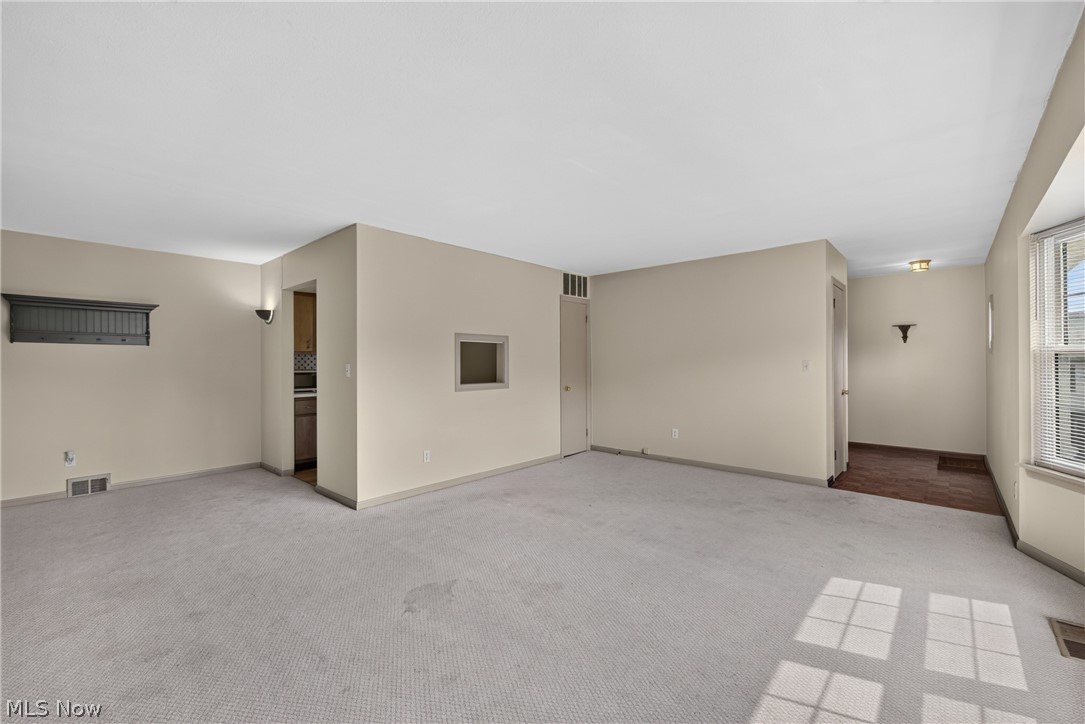 6965 Carriage Hill Drive Brecksville OH 44141