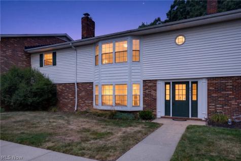 6965 Carriage Hill Drive Brecksville OH 44141