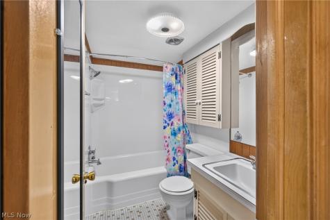 6965 Carriage Hill Drive Brecksville OH 44141