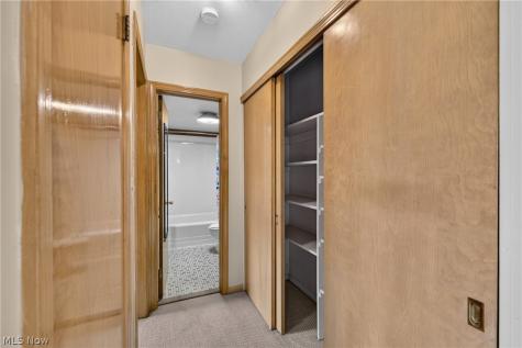 6965 Carriage Hill Drive Brecksville OH 44141
