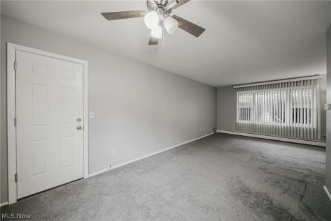 7191 Hart Street Mentor OH 44060