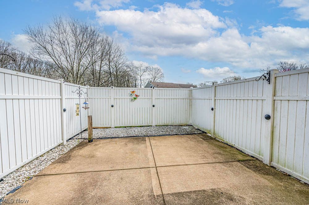 3149 Ivy Hill Circle Cortland OH 44410
