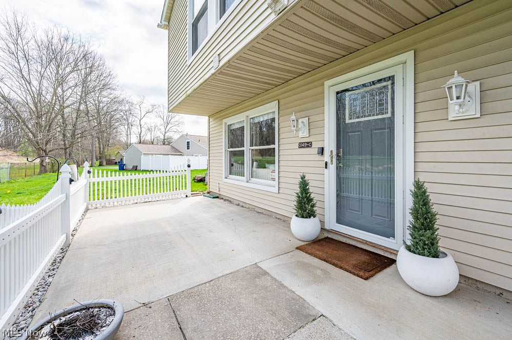 3149 Ivy Hill Circle Cortland OH 44410