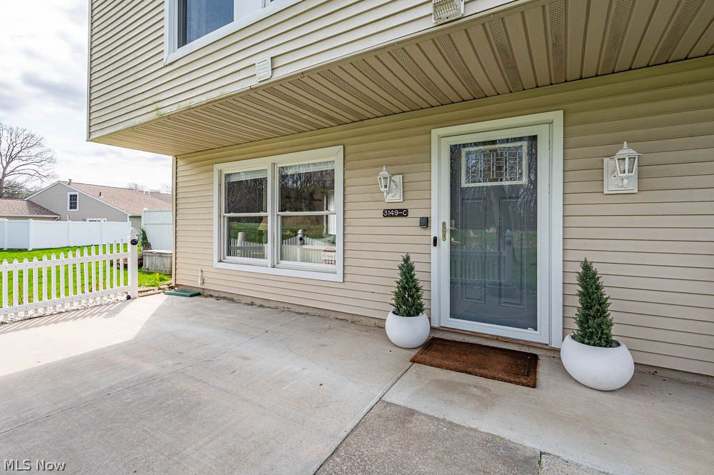 3149 Ivy Hill Circle Cortland OH 44410