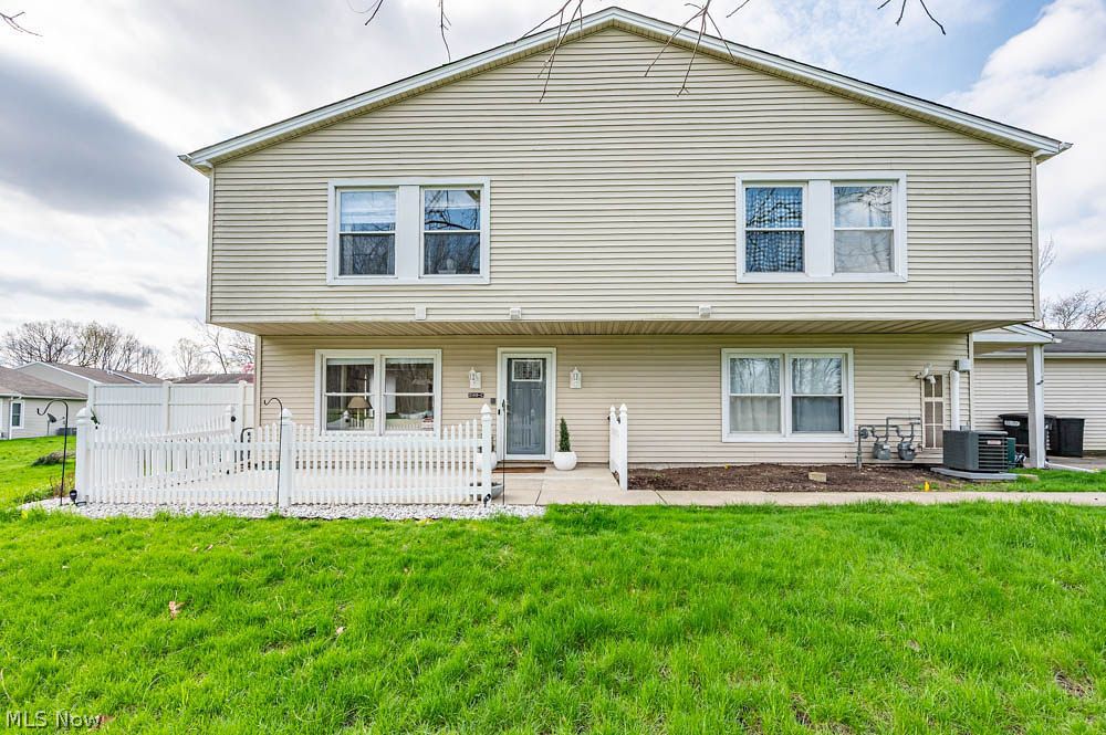 3149 Ivy Hill Circle Cortland OH 44410