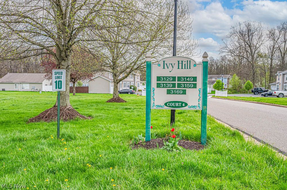 3149 Ivy Hill Circle Cortland OH 44410